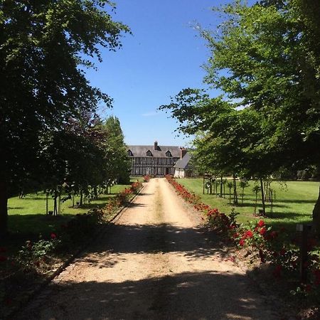 La Gloriette Gite Situe Dans La Propriete Dun Magnifique Manoir Vatteville エクステリア 写真
