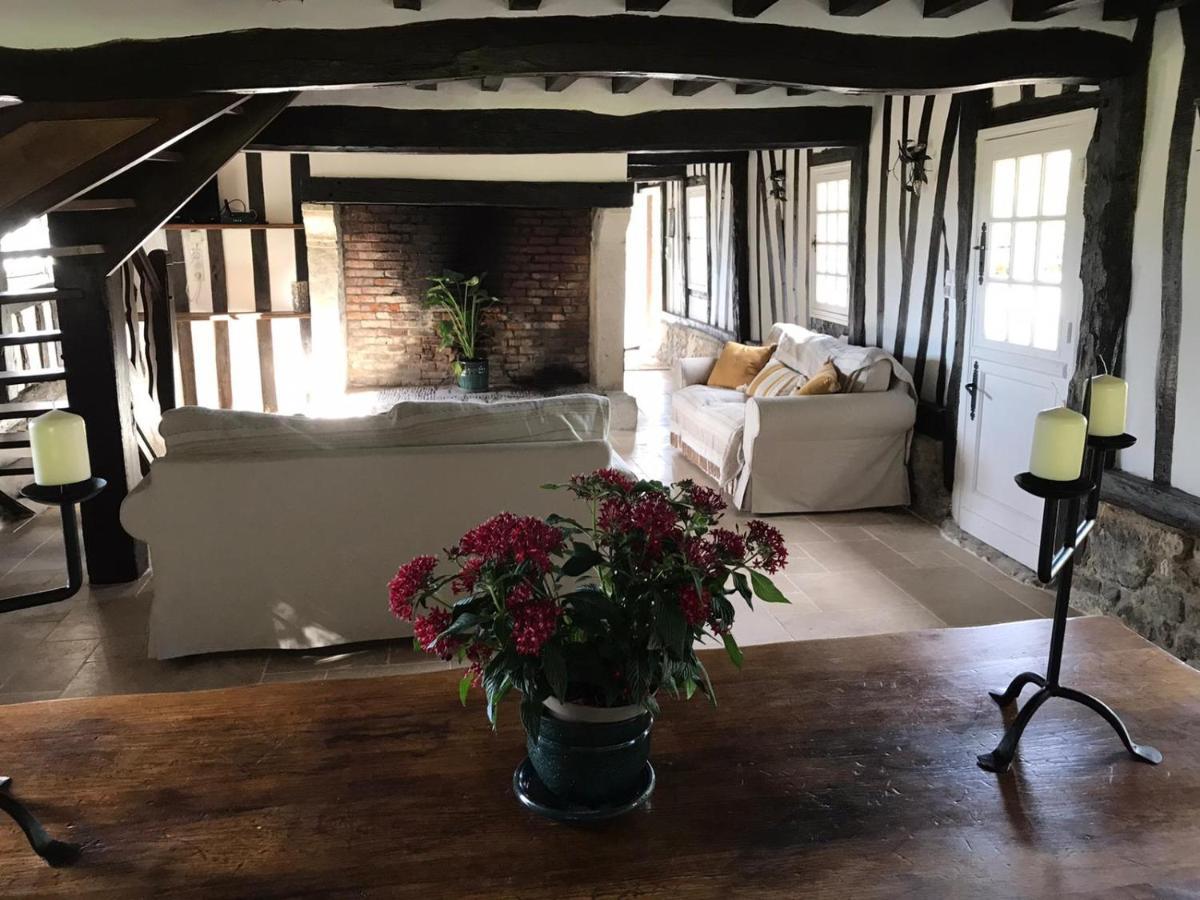 La Gloriette Gite Situe Dans La Propriete Dun Magnifique Manoir Vatteville エクステリア 写真
