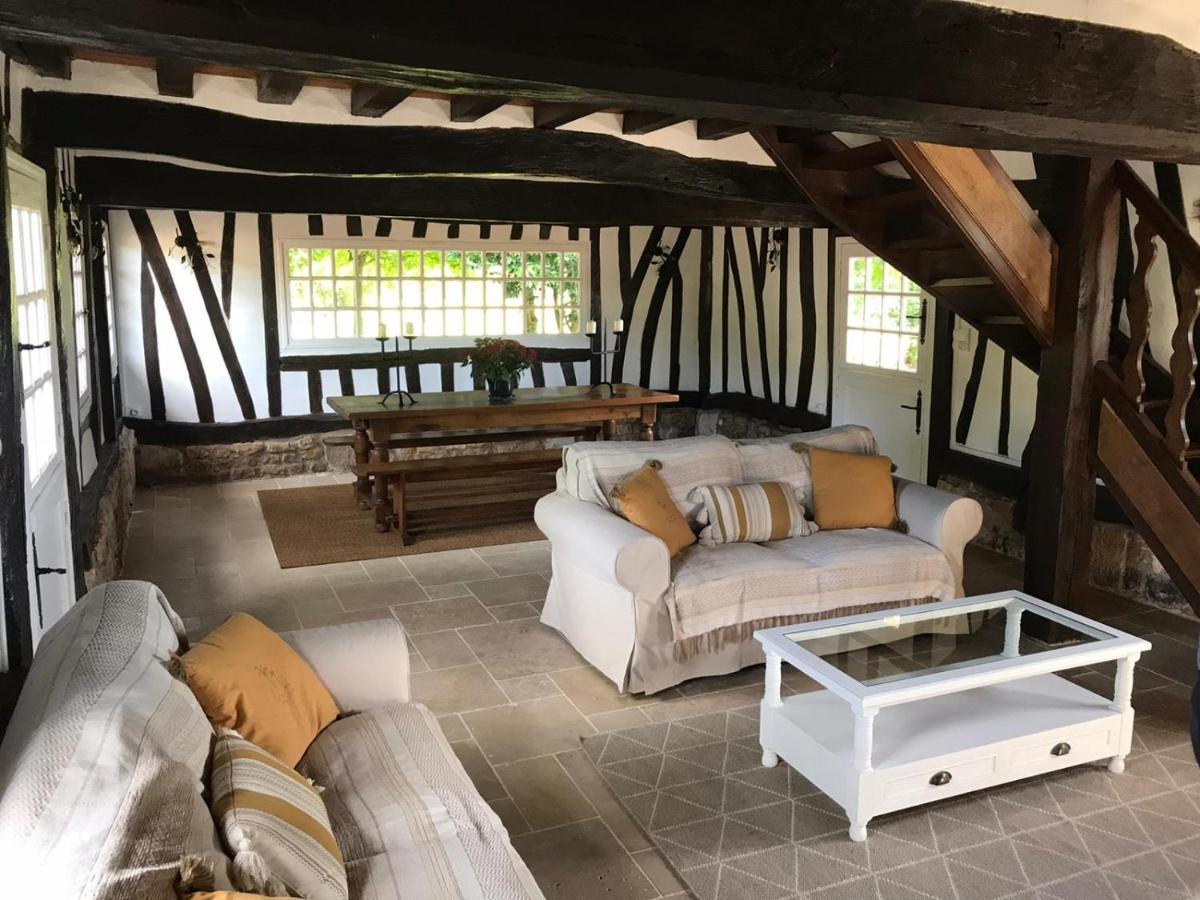 La Gloriette Gite Situe Dans La Propriete Dun Magnifique Manoir Vatteville エクステリア 写真